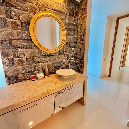 De Lujo Con Vista Al Mar En Karibana Apartamento