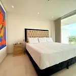 Apartamento De Lujo Con Vista Al Mar En Karibana